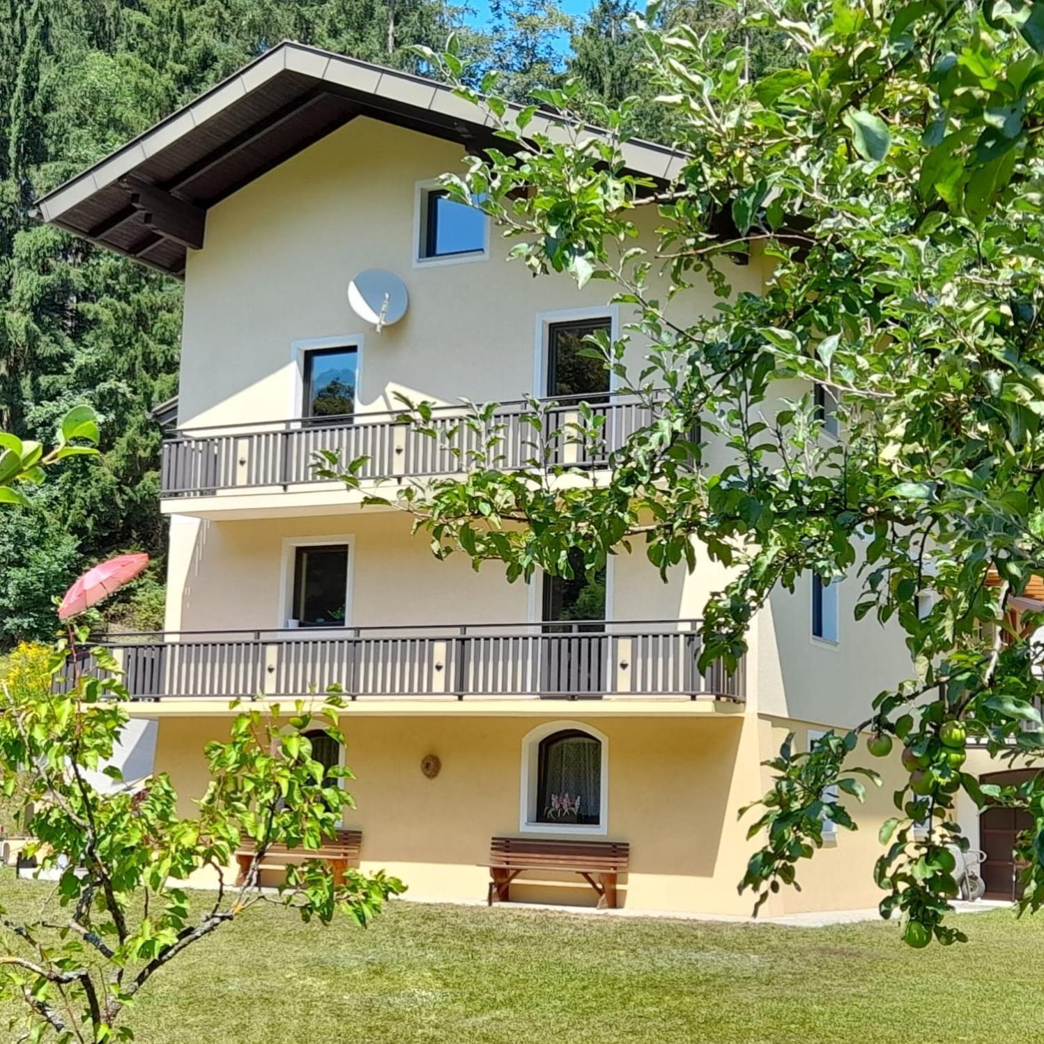 Haus Am Schloss Apartment *